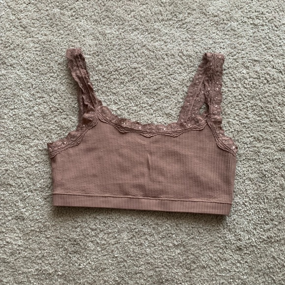 Garage crop top - Picture 1 of 3